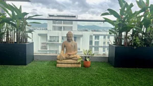 Buddha idol for balcony placement in Pune