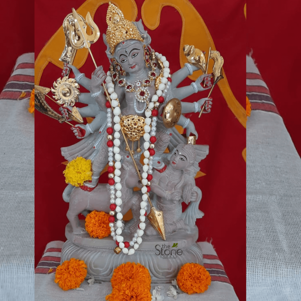 Maa durga idol placement in Kolkata