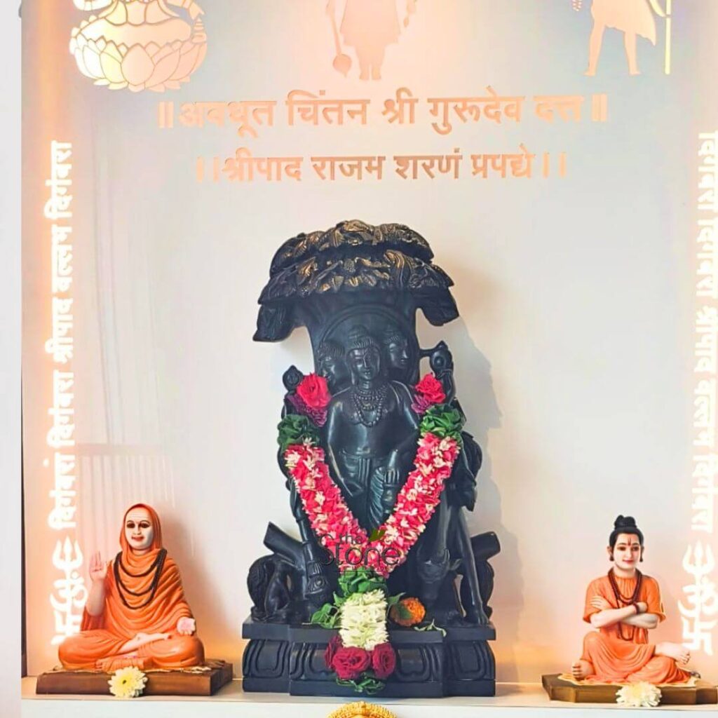 Lord Duttatreya placement