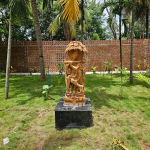 Lord Krishna stone statue placement