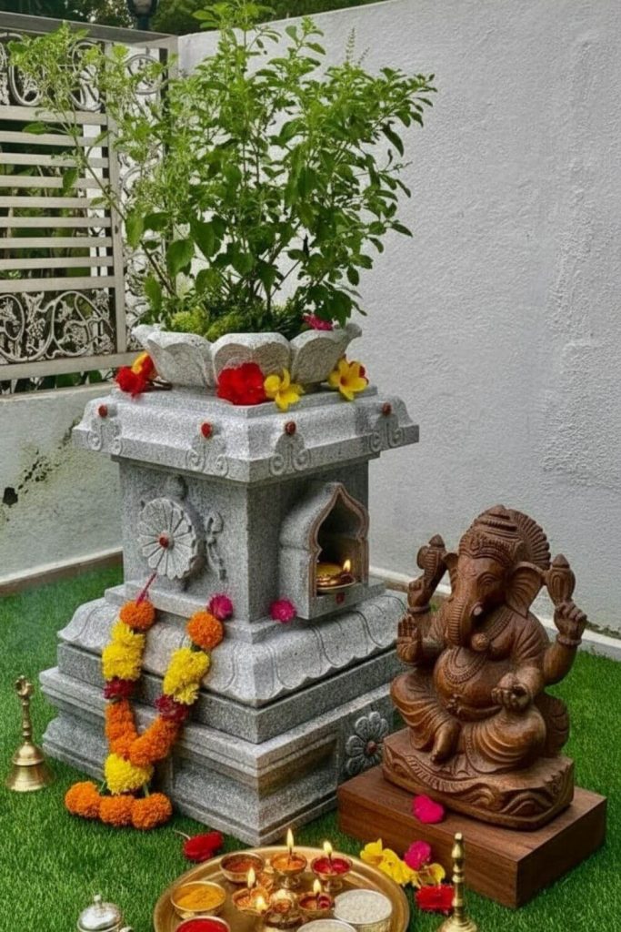 Which idol is best to keep with Tulsi