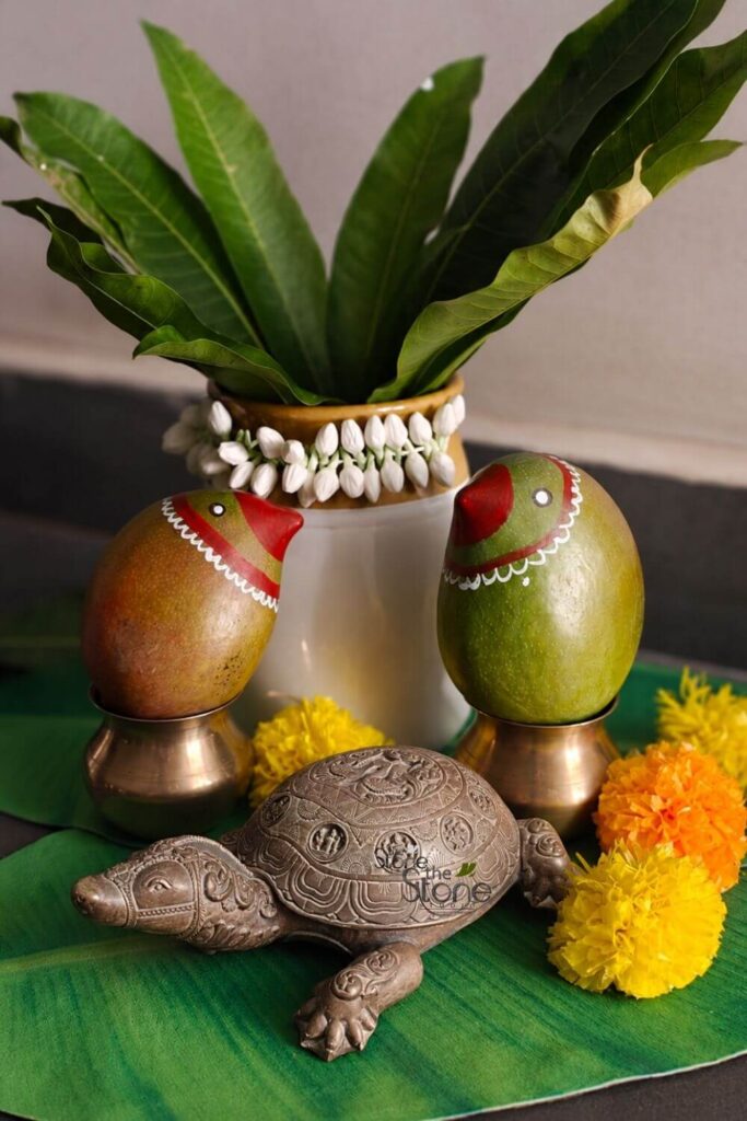 Best Sculpture Gifts for a Housewarming Ceremony 19 Tortoise statue gift for housewarming ceremony